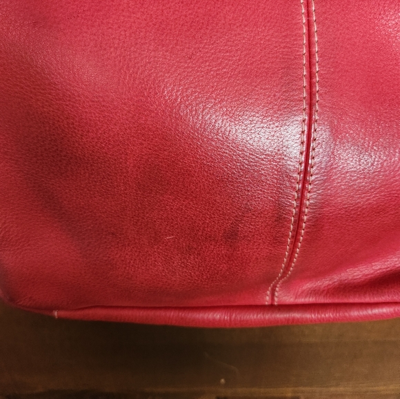 LeDonne Leather Collection cross body bag - Picture 5 of 5